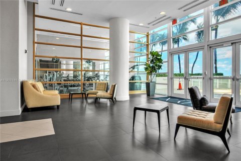 Купить кондоминиум в Майами, Флорида 3 спальни, 156.08м2, № 1954564 - фото 19