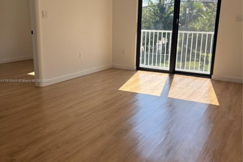 Appartement à louer à Miami, Floride: 2 chambres № 1973101 - photo 8