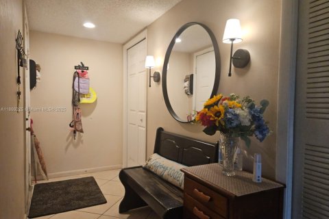 Condo in Weston, Florida, 2 bedrooms  № 1925758 - photo 3
