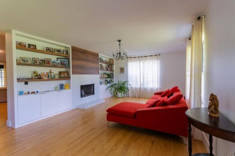 Casa en venta en Orlando, Florida, 4 dormitorios, 260.41 m2 № 1913225 - foto 6