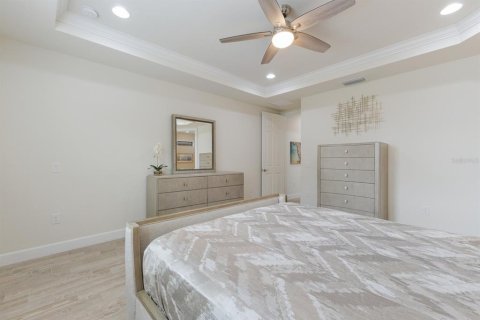 House in Bradenton, Florida 2 bedrooms, 182.46 sq.m. № 1515835 - photo 21