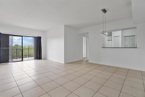 Condo in Miami, Florida, 3 bedrooms  № 1890090 - photo 19
