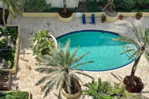 Condo in Miami, Florida, 1 bedroom  № 1814417 - photo 27