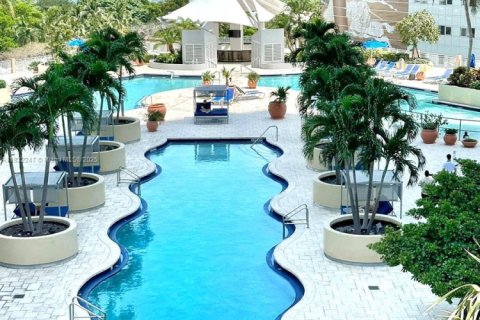 Condo in Miami, Florida, 1 bedroom  № 1814417 - photo 23
