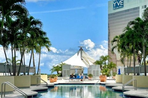 Condo in Miami, Florida, 1 bedroom  № 1814417 - photo 24