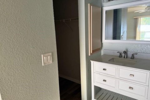 Copropriété à vendre à Punta Gorda, Floride: 2 chambres, 87.05 m2 № 2097754 - photo 11
