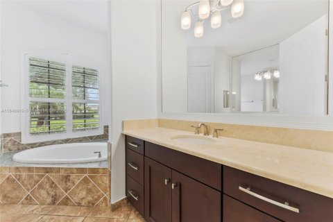 House in Orlando, Florida 5 bedrooms № 1845667 - photo 23