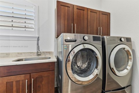 House in Orlando, Florida 5 bedrooms № 1845667 - photo 20