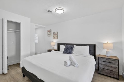 Villa ou maison à vendre à Fort Lauderdale, Floride: 3 chambres, 109.44 m2 № 2245857 - photo 16