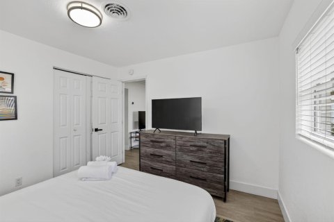 Villa ou maison à vendre à Fort Lauderdale, Floride: 3 chambres, 109.44 m2 № 2245857 - photo 24