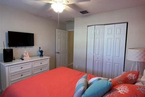 Adosado en alquiler en Pompano Beach, Florida, 3 dormitorios, 133.78 m2 № 1942975 - foto 13