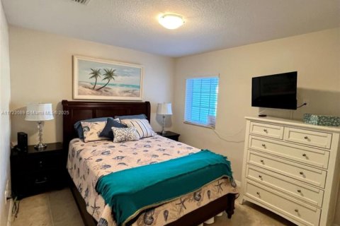 Adosado en alquiler en Pompano Beach, Florida, 3 dormitorios, 133.78 m2 № 1942975 - foto 15