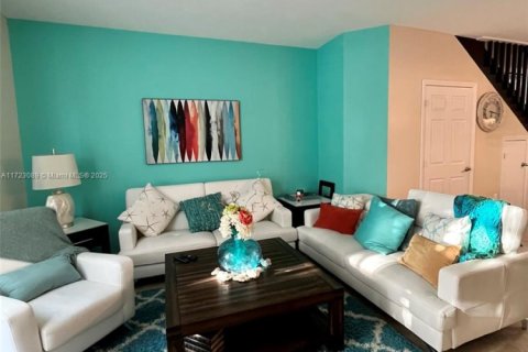 Adosado en alquiler en Pompano Beach, Florida, 3 dormitorios, 133.78 m2 № 1942975 - foto 10