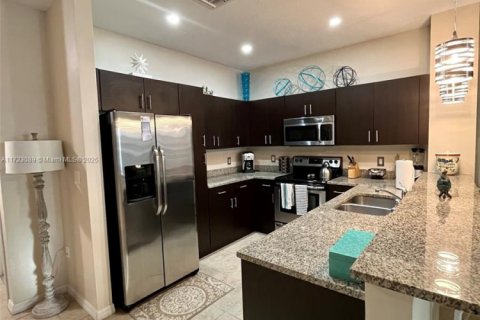 Adosado en alquiler en Pompano Beach, Florida, 3 dormitorios, 133.78 m2 № 1942975 - foto 5