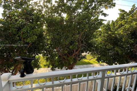 Adosado en alquiler en Pompano Beach, Florida, 3 dormitorios, 133.78 m2 № 1942975 - foto 24