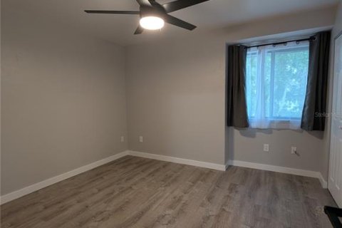 Condominio en alquiler en Gainesville, Florida, 2 dormitorios, 102.19 m2 № 1901124 - foto 14