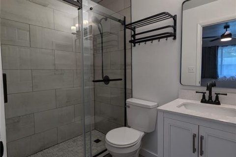 Condominio en alquiler en Gainesville, Florida, 2 dormitorios, 102.19 m2 № 1901124 - foto 12