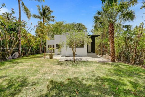 Casa en venta en North Miami, Florida, 5 dormitorios, 116.59 m2 № 2276009 - foto 29