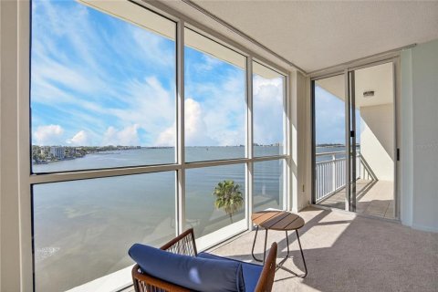 Condo in Clearwater, Florida, 2 bedrooms  № 2219316 - photo 19