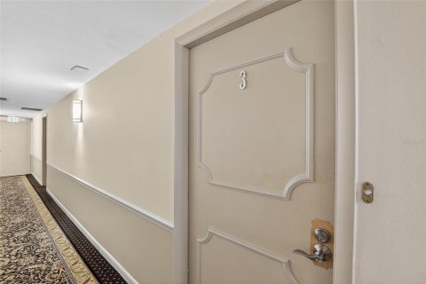 Condo in Clearwater, Florida, 2 bedrooms  № 2219316 - photo 5