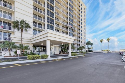 Condo in Clearwater, Florida, 2 bedrooms  № 2219316 - photo 4