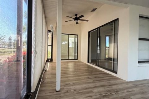 House in Venice, Florida 3 bedrooms, 130.16 sq.m. № 2238785 - photo 20