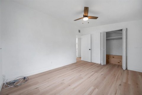 Casa en venta en Saint Petersburg, Florida, 3 dormitorios, 96.9 m2 № 1810754 - foto 27