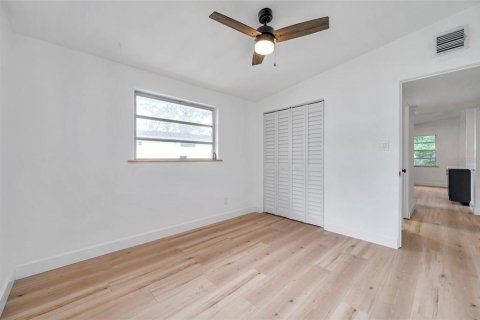 Casa en venta en Saint Petersburg, Florida, 3 dormitorios, 96.9 m2 № 1810754 - foto 24