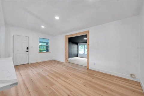 Casa en venta en Saint Petersburg, Florida, 3 dormitorios, 96.9 m2 № 1810754 - foto 13