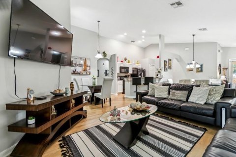 Casa en alquiler en Kissimmee, Florida, 4 dormitorios, 146.97 m2 № 1869632 - foto 6