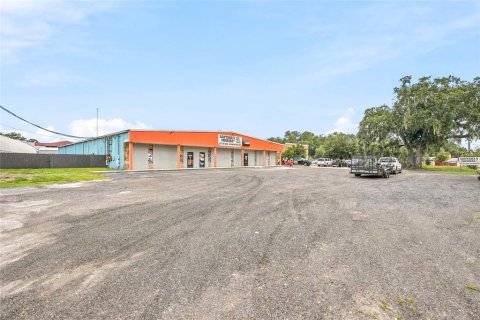 Commercial property in Dover, Florida 1124.12 sq.m. № 2207874 - photo 26
