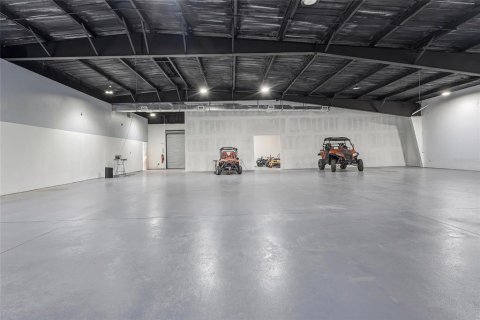 Immobilier commercial à vendre à Dover, Floride: 1124.12 m2 № 2207874 - photo 25