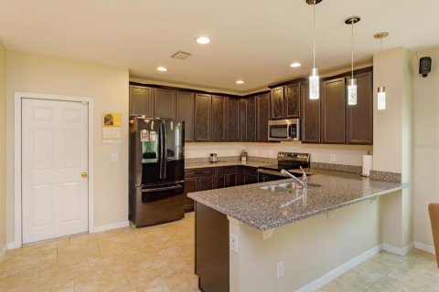 House in Groveland, Florida 4 bedrooms, 158.96 sq.m. № 1760127 - photo 2