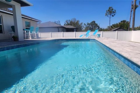 Casa en venta en Port Charlotte, Florida, 3 dormitorios, 135.45 m2 № 1515733 - foto 23