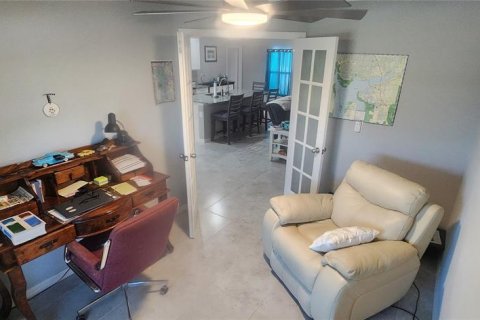Casa en venta en Port Charlotte, Florida, 3 dormitorios, 135.45 m2 № 1515733 - foto 19