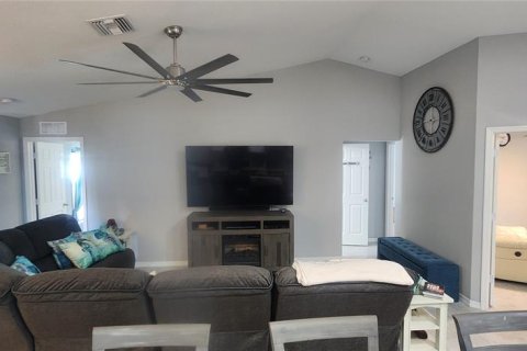 Casa en venta en Port Charlotte, Florida, 3 dormitorios, 135.45 m2 № 1515733 - foto 6