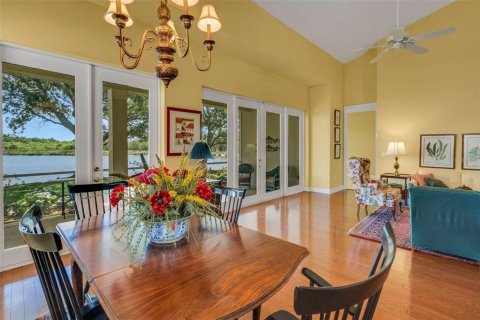 Villa ou maison à vendre à Lakeland, Floride: 4 chambres, 243.68 m2 № 1640702 - photo 14