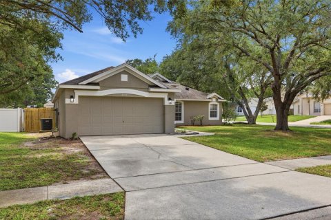 Villa ou maison à vendre à Ocoee, Floride: 3 chambres, 138.42 m2 № 2150094 - photo 2