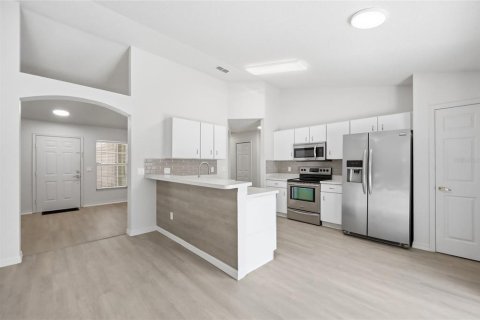 Villa ou maison à vendre à Ocoee, Floride: 3 chambres, 138.42 m2 № 2150094 - photo 8