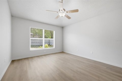Villa ou maison à vendre à Ocoee, Floride: 3 chambres, 138.42 m2 № 2150094 - photo 10