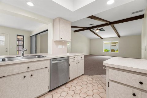 Купить виллу или дом в Венеция, Флорида 8 комнат, 220.74м2, № 2324219 - фото 10