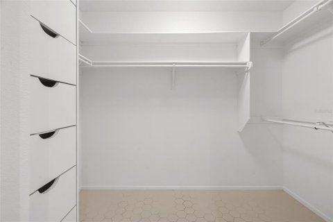 Купить виллу или дом в Венеция, Флорида 8 комнат, 220.74м2, № 2324219 - фото 27