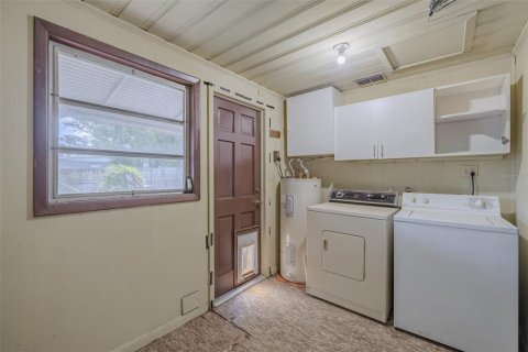 House in Brandon, Florida 2 bedrooms, 128.95 sq.m. № 2304502 - photo 18