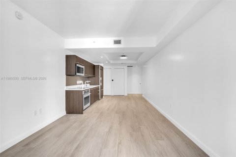 Condominio en venta en Miami, Florida, 1 dormitorio, 63.55 m2 № 2049554 - foto 15