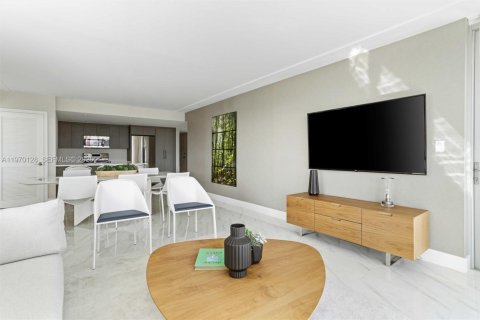 Condominio en venta en Bay Harbor Islands, Florida, 3 dormitorios № 2030853 - foto 8