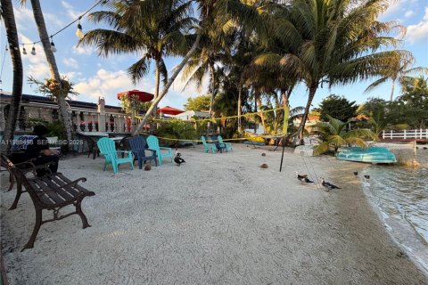 Купить виллу или дом в Майами, Флорида 5 спален, 204.94м2, № 2051597 - фото 6