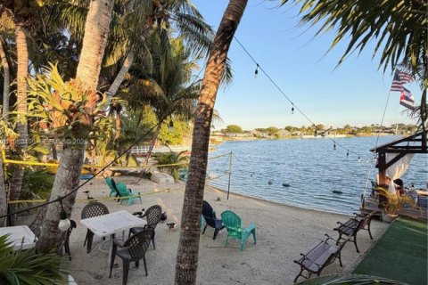 Купить виллу или дом в Майами, Флорида 5 спален, 204.94м2, № 2051597 - фото 7