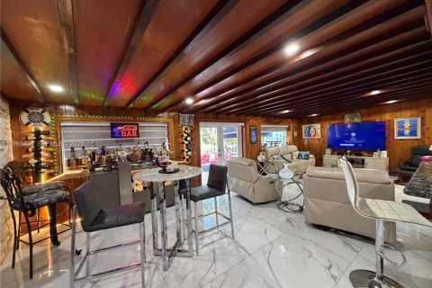Купить виллу или дом в Майами, Флорида 5 спален, 204.94м2, № 2051597 - фото 13