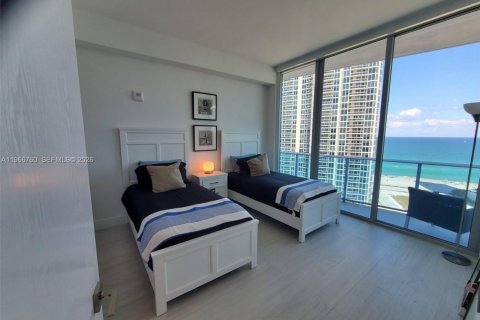 Condominio en alquiler en Sunny Isles Beach, Florida, 2 dormitorios № 2081342 - foto 9