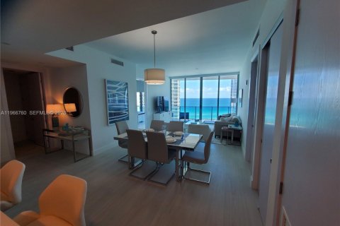 Condominio en alquiler en Sunny Isles Beach, Florida, 2 dormitorios № 2081342 - foto 4